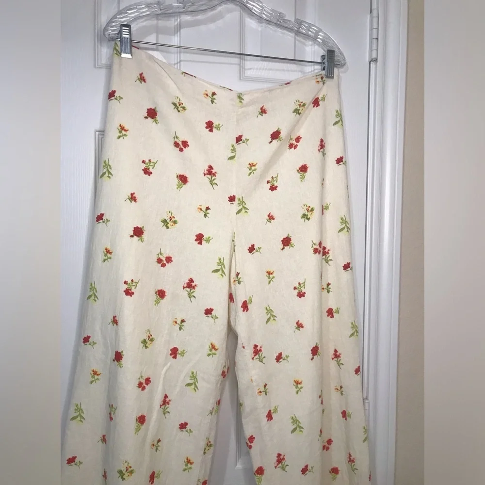 Forever 21 Linen Floral Pants - Picture 7 of 11